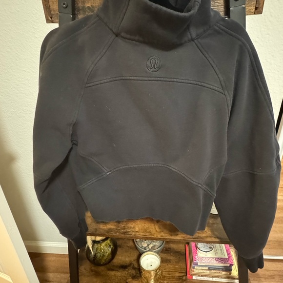 lululemon athletica Black cropped sweatshirt - Picture 3 of 7